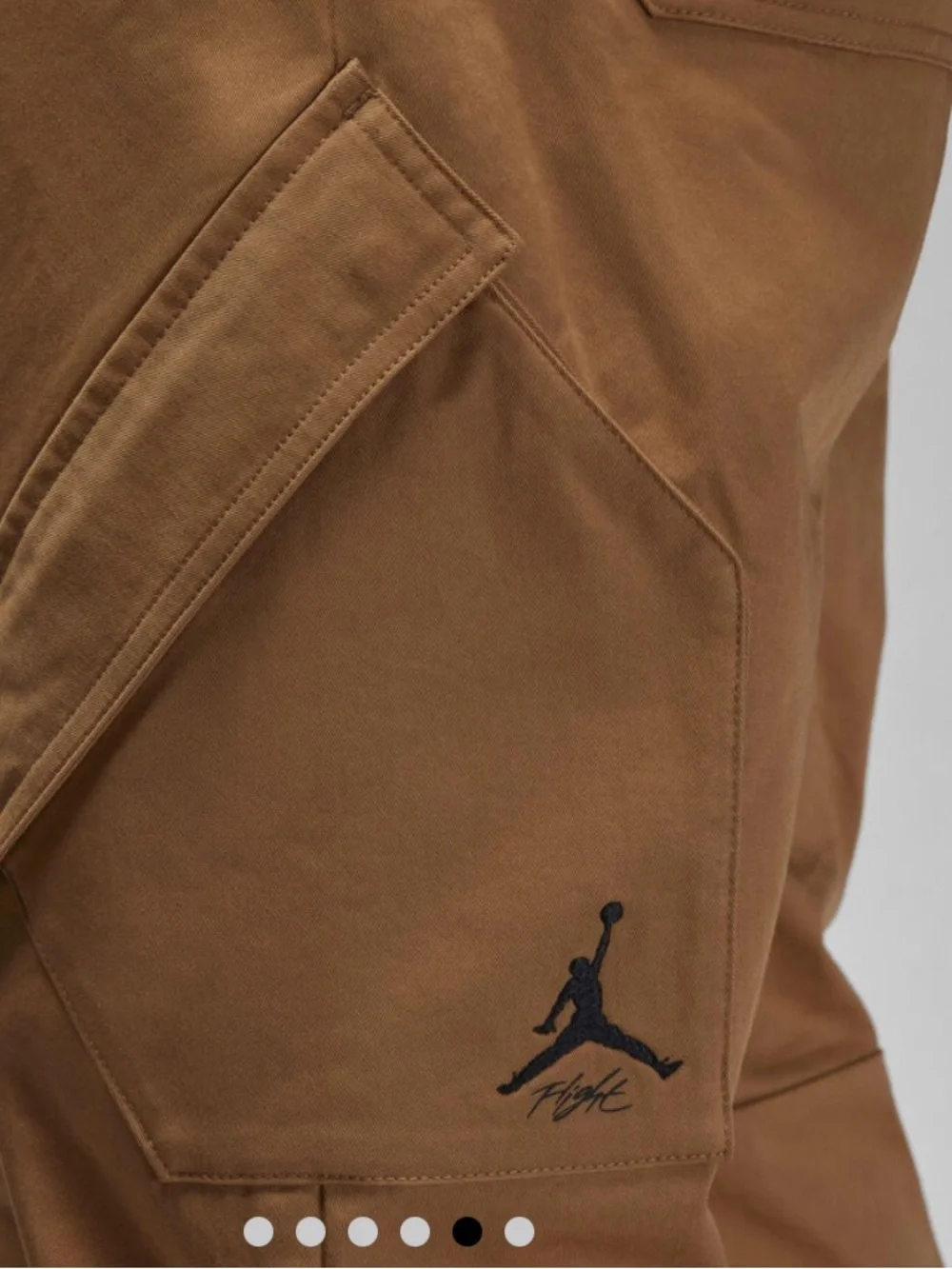 Jordan Essentials Chicago pants NWT large